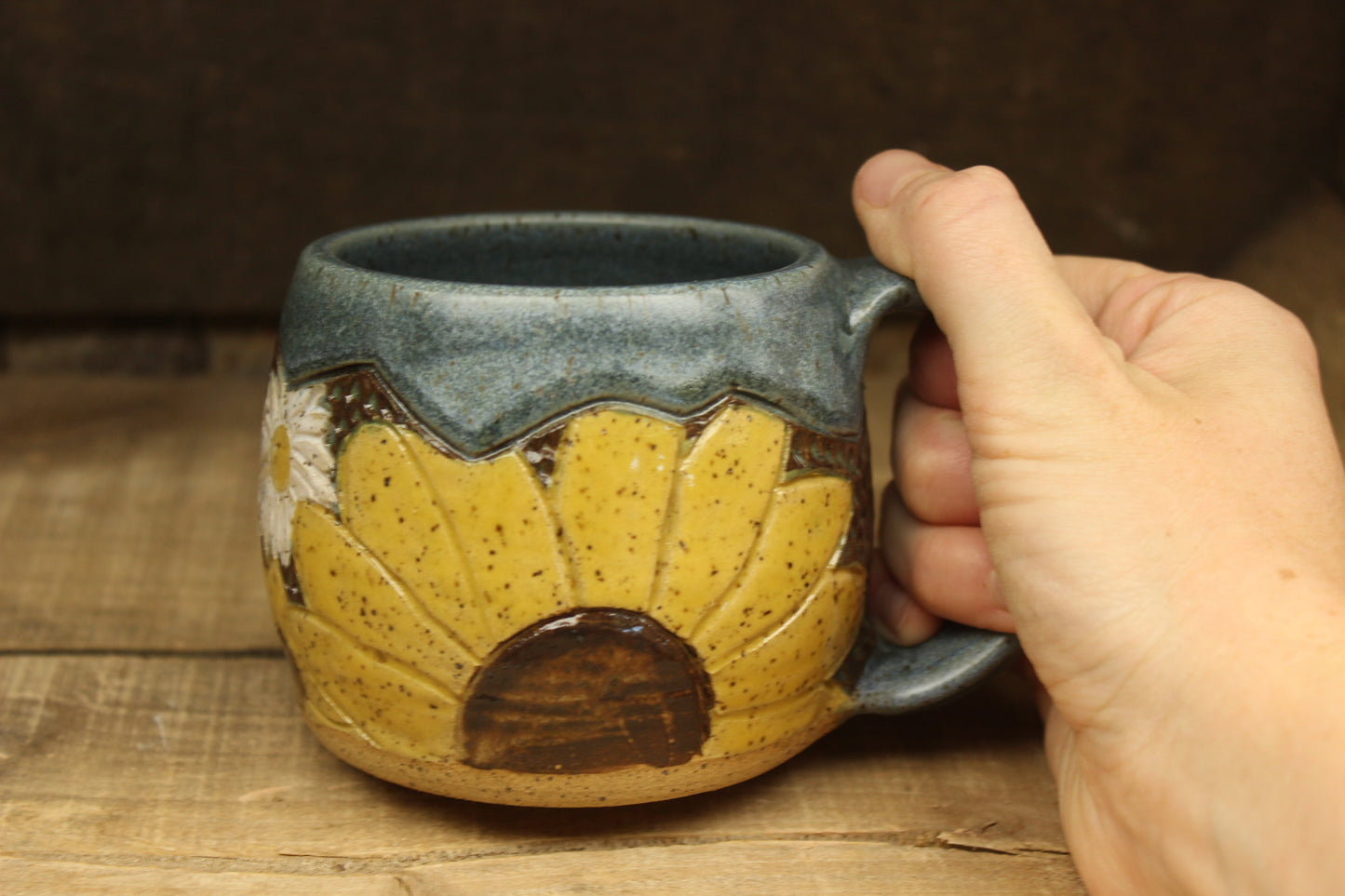 Mountain Daisy Susan Mug 13oz