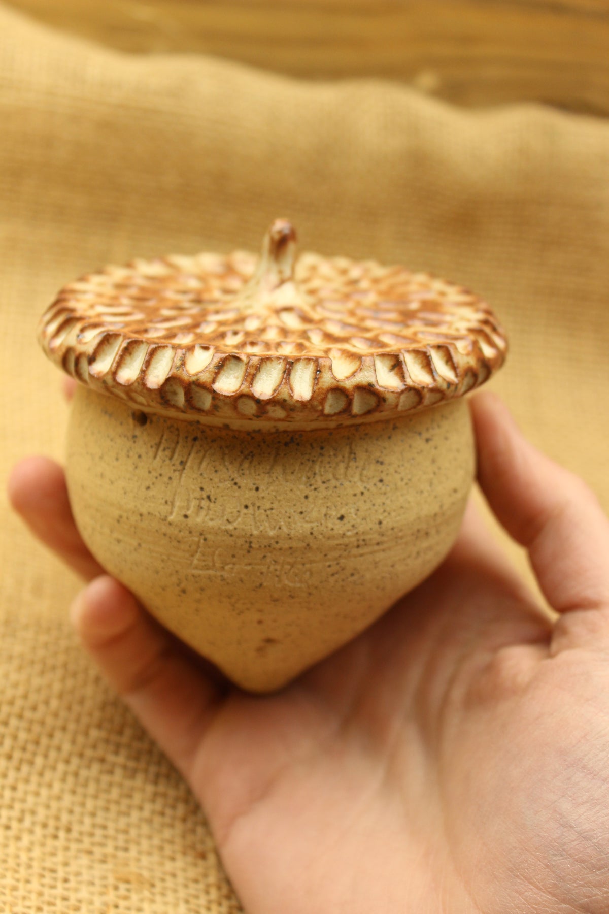 Chai Hollow Acorn