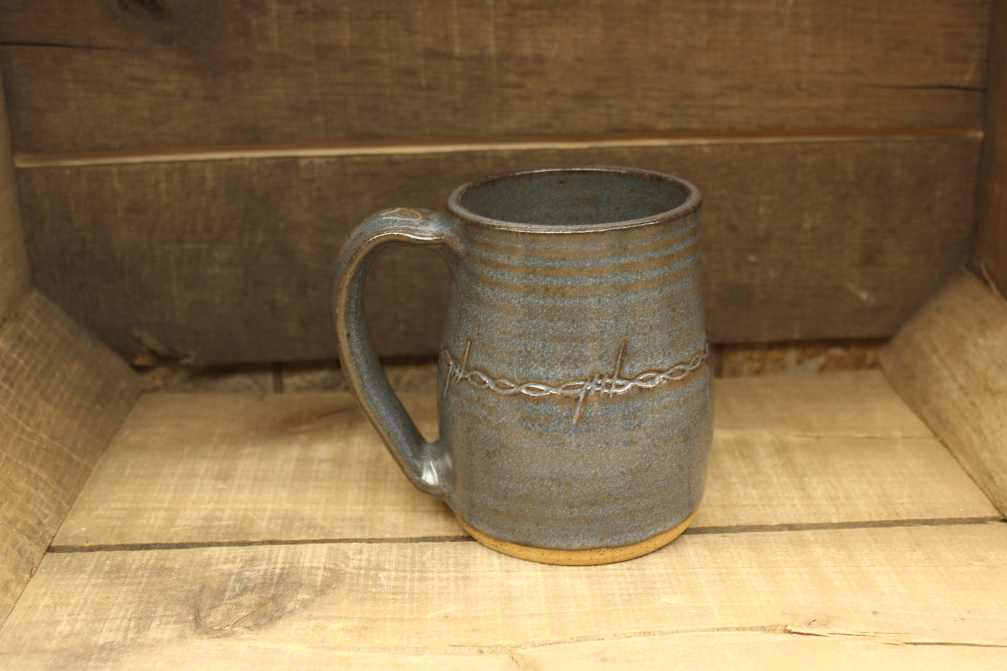 Acai Barbed Wire Mug 18oz