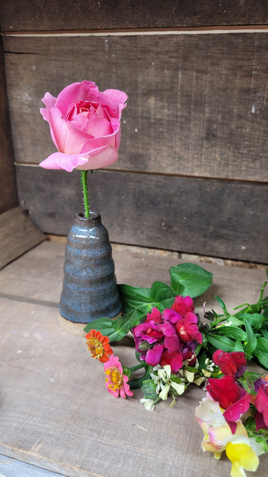 Acai Bubble Bud Vase