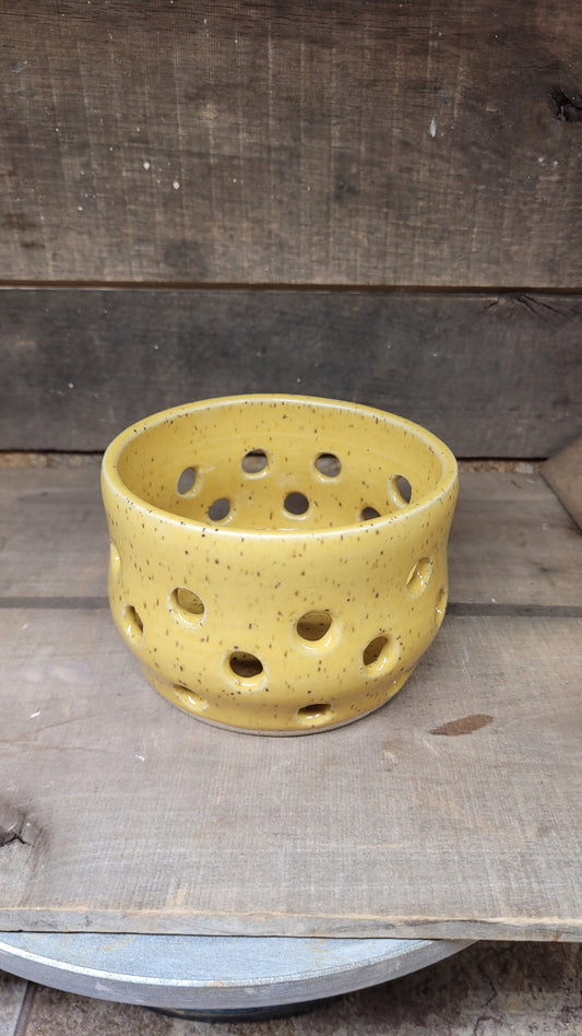 Speckled Yellow Berry Bowl