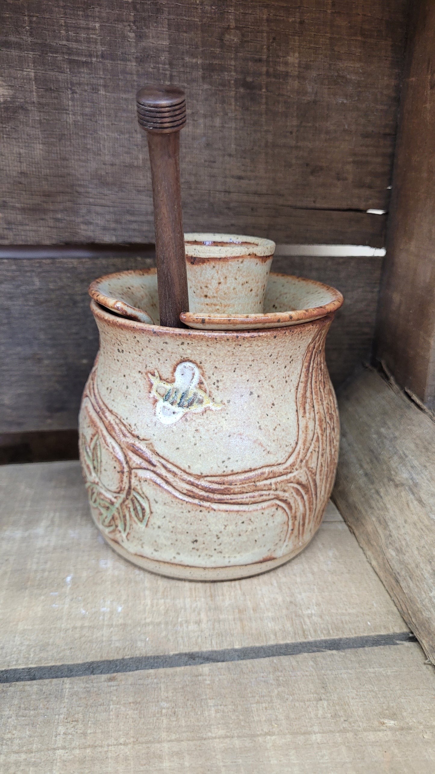 Hive in a Tree Honeypot with Handturned Honey Dipper *2nd Quality