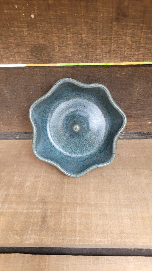 Satin Oribe Fluted Ring Dish